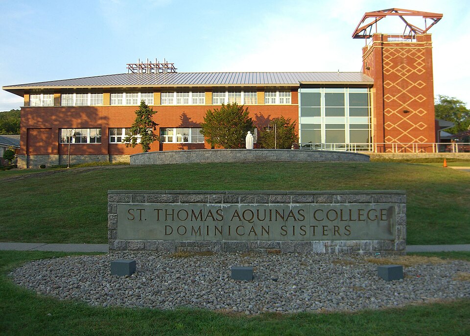 Campus of St. Thomas Aquinas College, Sparkill, NY