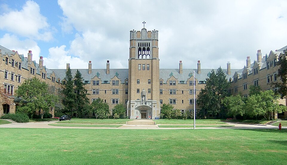 Campus of Saint Mary's College, Notre Dame, IN