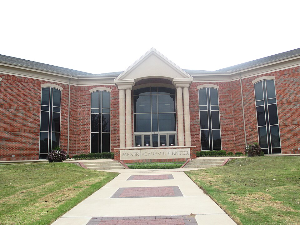 Campus of University of Mary Hardin-Baylor, Belton, TX