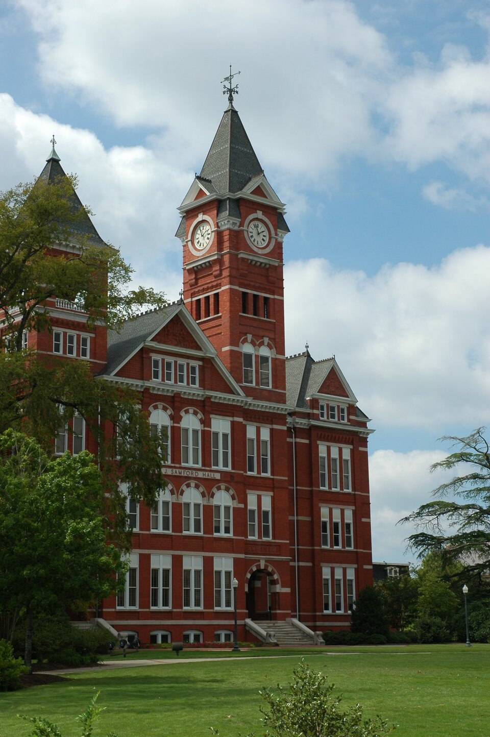 Campus of Auburn University, Auburn, AL