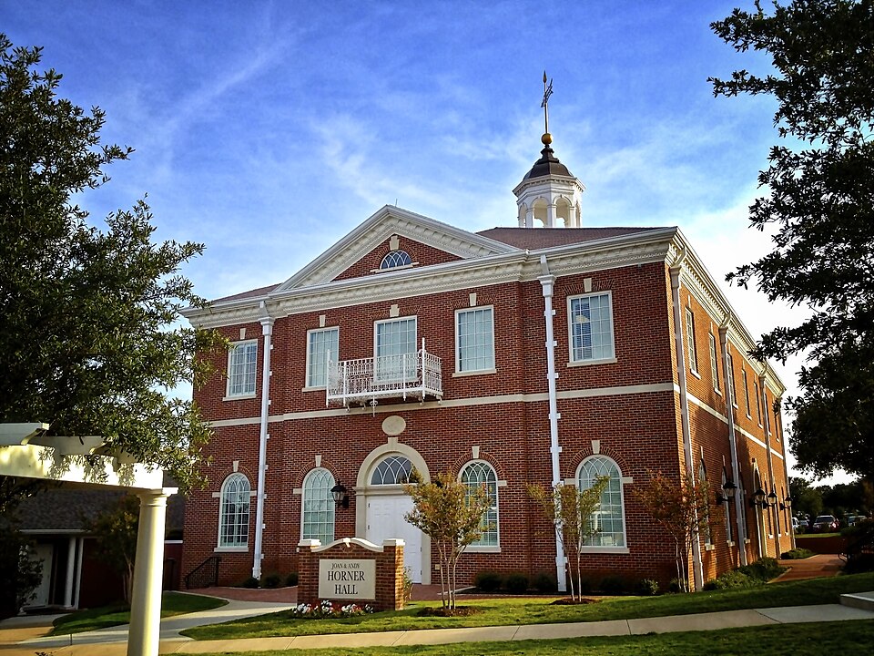 Campus of Dallas Baptist University, Dallas, TX