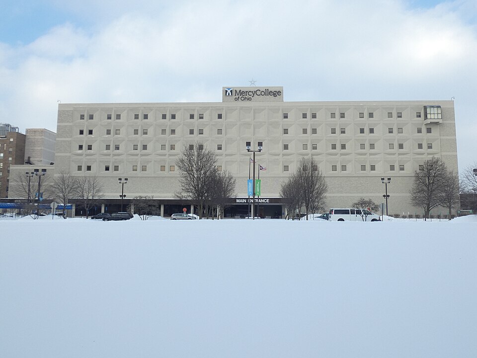 Campus of Mercy College of Ohio, Toledo, OH