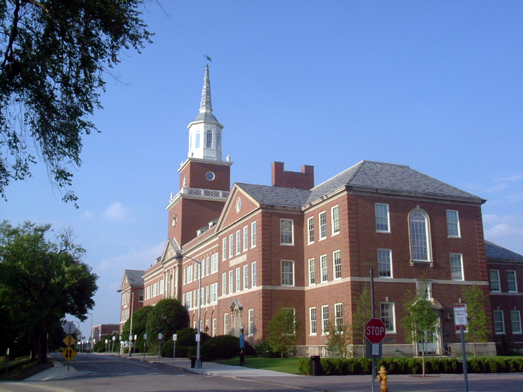Campus of University of Cincinnati-Main Campus, Cincinnati, OH