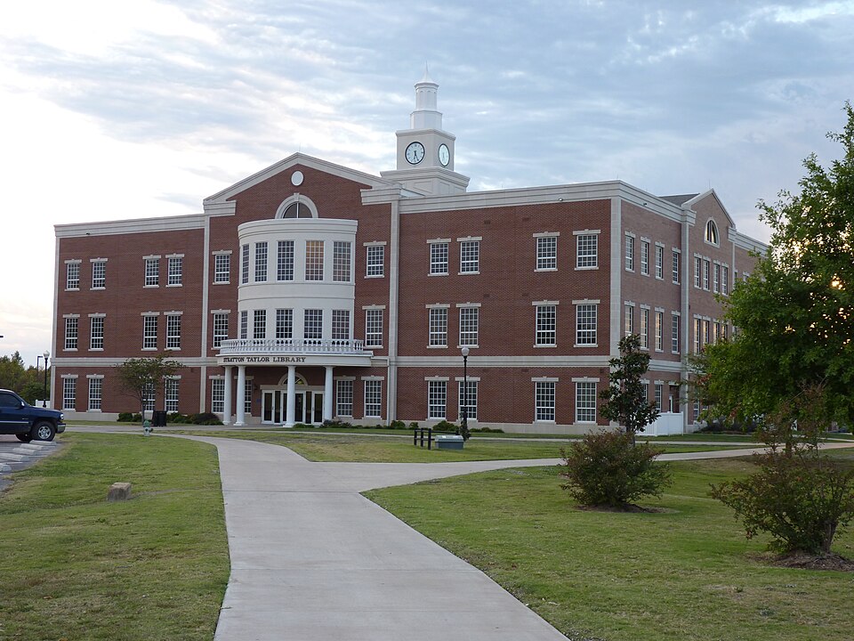 Campus of Rogers State University, Claremore, OK