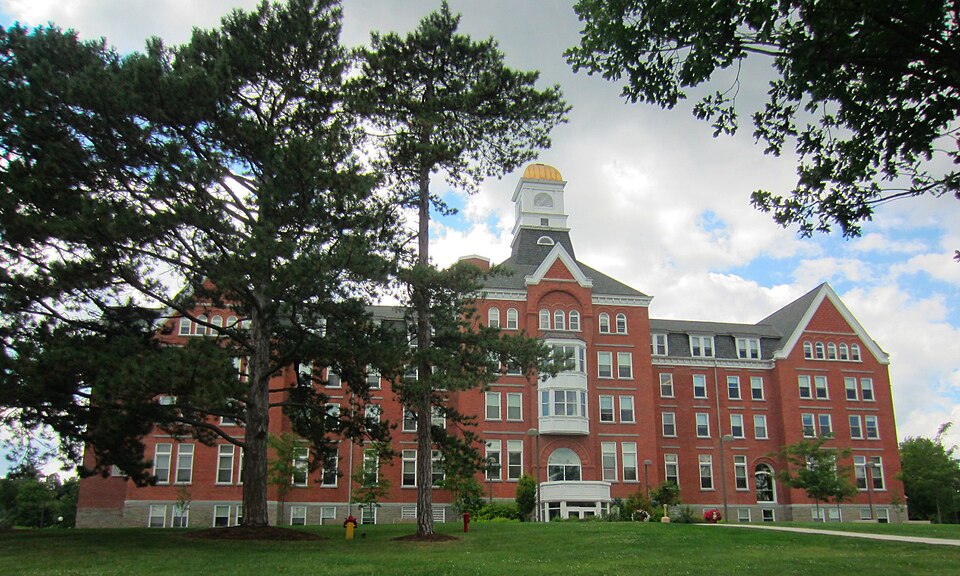 Campus of Keuka College, Keuka Park, NY