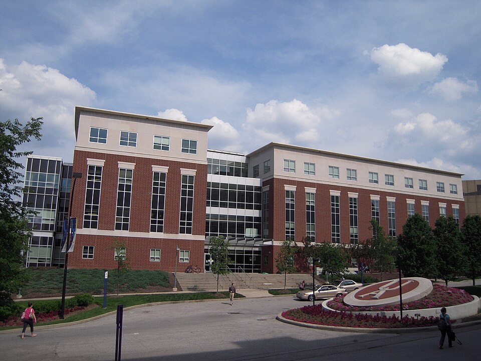 Campus of University of Akron Main Campus, Akron, OH