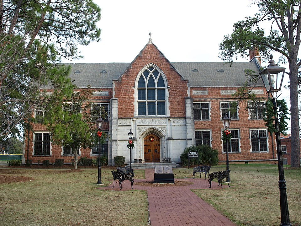 Campus of Huntingdon College, Montgomery, AL