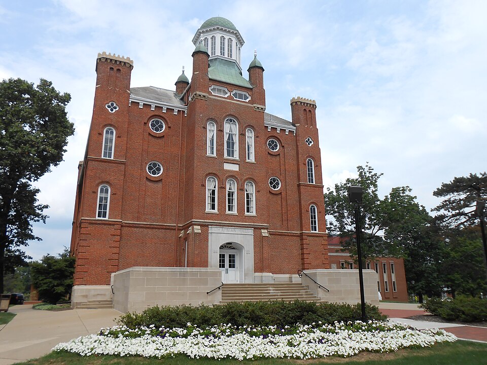 Campus of University of Mount Union, Alliance, OH