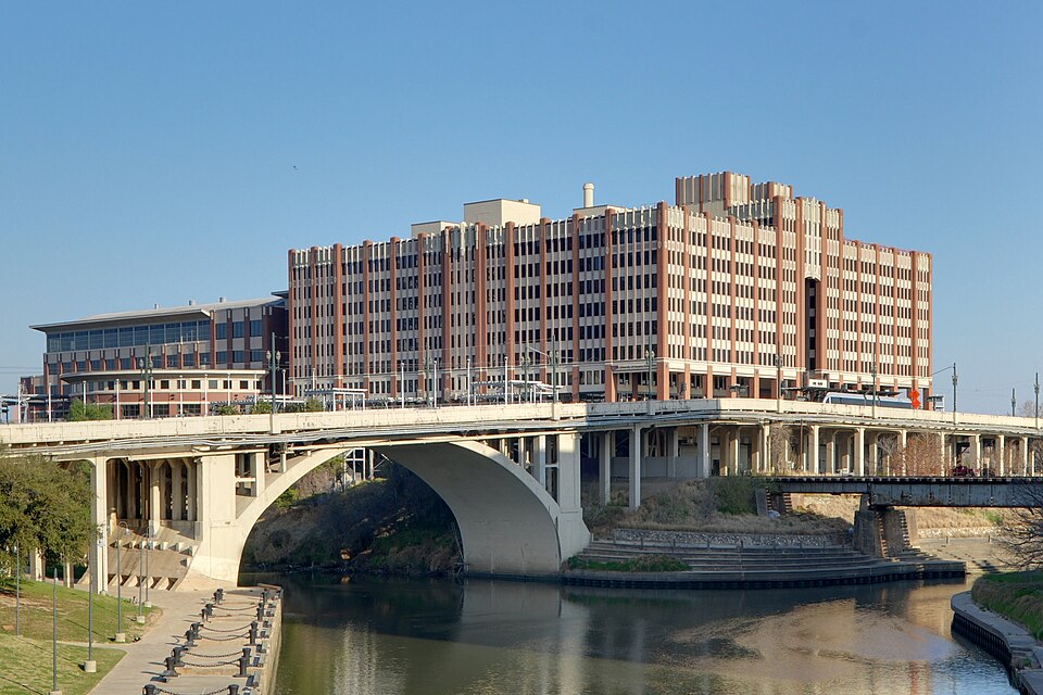Campus of University of Houston-Downtown, Houston, TX