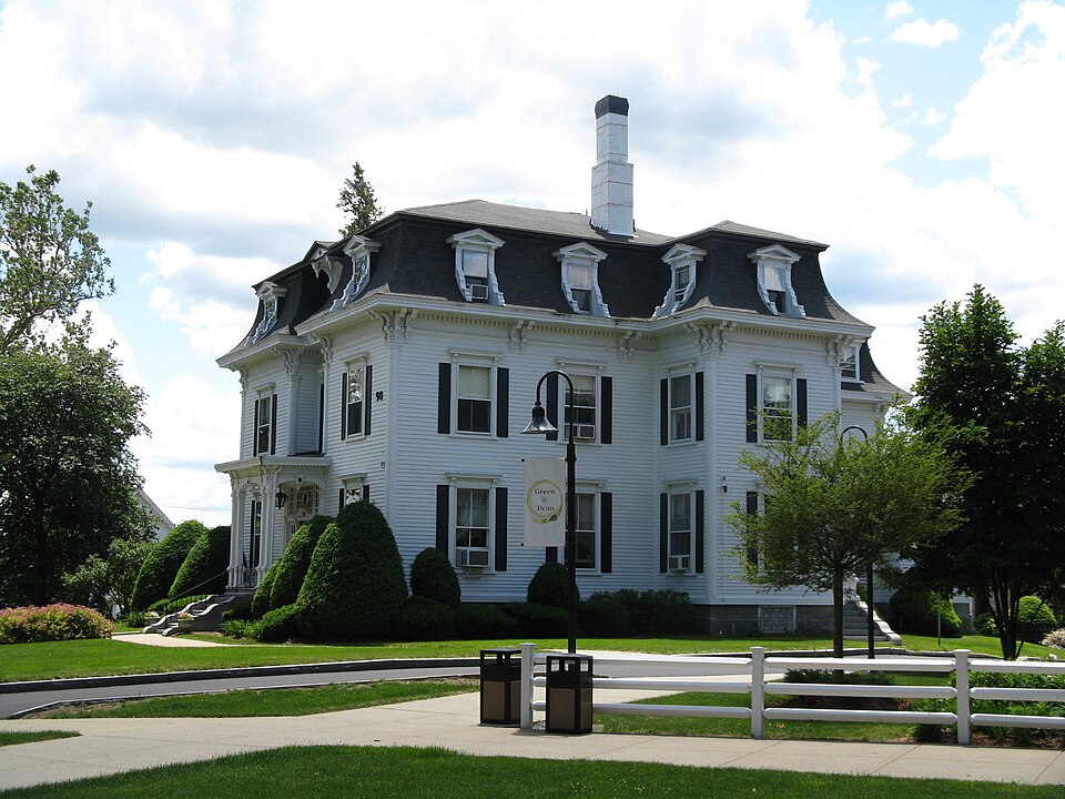 Campus of Dean College, Franklin, MA