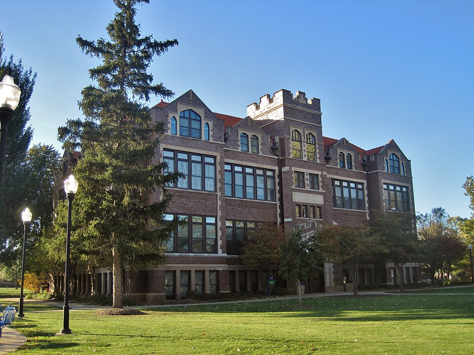 Campus of Aurora University, Aurora, IL